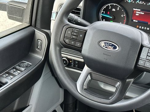 New 2025 Ford F550 4x4 Supercab Super Duty image 22