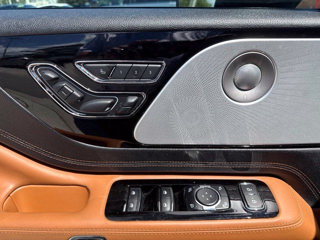 Used 2024 Lincoln Aviator Black Label w/ Dynamic Handling Package AWD/4WD image 9