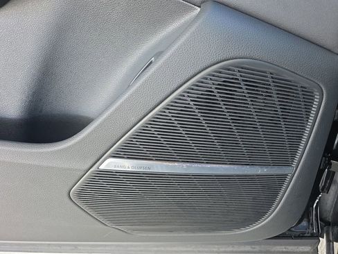 Used 2023 Audi Q7 Premium Plus w/ Premium Plus Package image 25