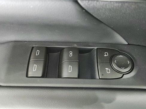 Used 2026 GMC Terrain Elevation w/ Technology Package II FWD image 10