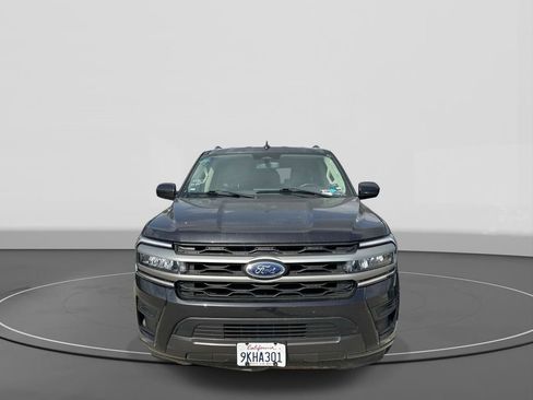 Used 2024 Ford Expedition Max XLT RWD image 3