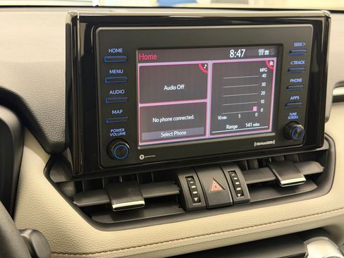 Used 2021 Toyota RAV4 XLE Premium FWD image 20