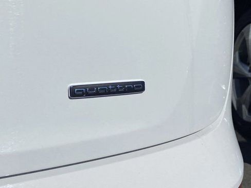 Used 2023 Audi Q5 2.0T Premium w/ Convenience Package image 30