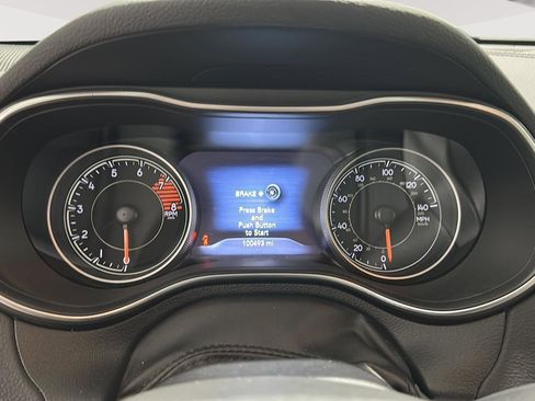 Used 2020 Jeep Cherokee Limited w/ Trailer Tow Group AWD/4WD image 9