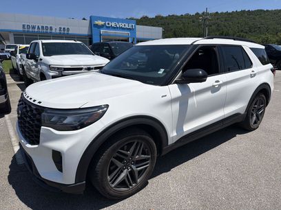 Used 2025 Ford Explorer ST-Line w/ Premium Package