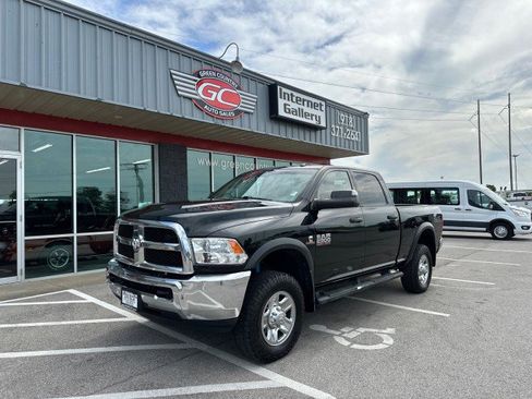 Used 2018 RAM 2500 Tradesman w/ Chrome Appearance Group image 6