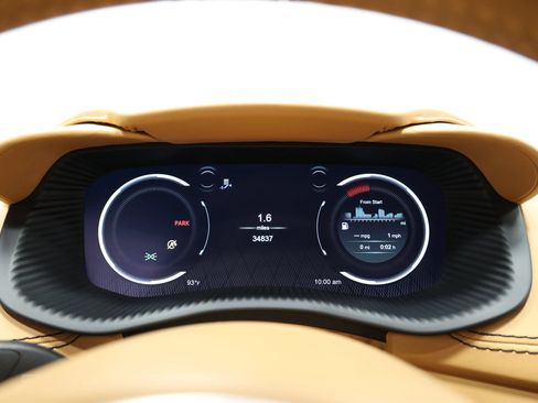 Used 2021 Aston Martin DBX AWD/4WD image 29