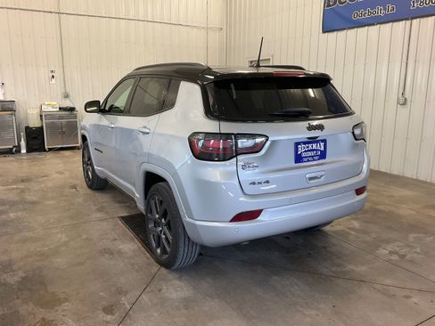Used 2025 Jeep Compass Limited w/ High Altitude Package AWD/4WD image 3