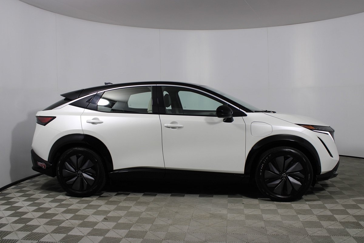 Used 2023 Nissan Ariya FWD image 23