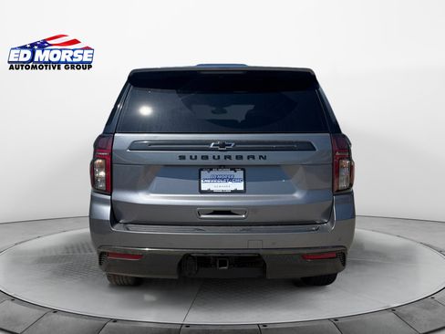 Used 2021 Chevrolet Suburban Z71 w/ Rear Media and Nav Package AWD/4WD image 4