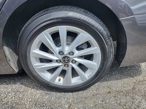 Used 2021 Toyota Camry LE FWD image 8