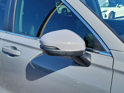 Used 2024 Honda CR-V EX-L image 9