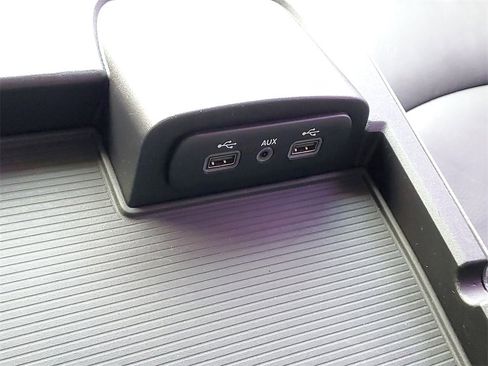 Used 2018 RAM 1500 Big Horn image 27