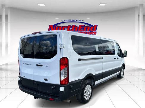 Used 2024 Ford Transit 350 XLT RWD image 3