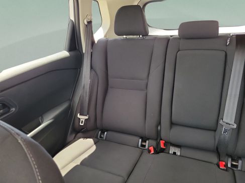 Used 2024 Nissan Rogue S AWD/4WD image 8
