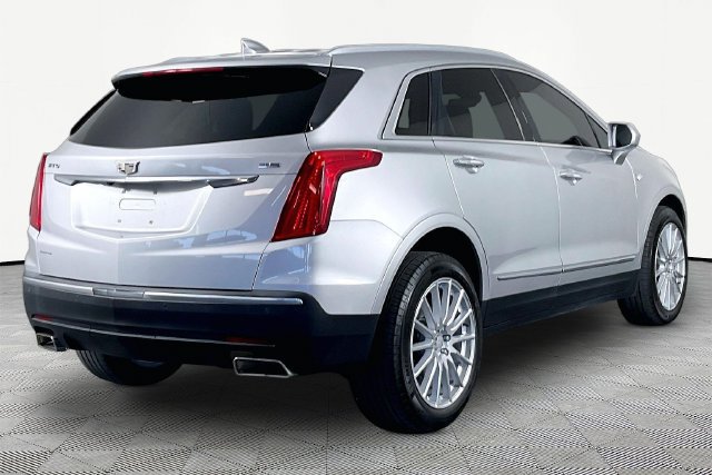 Used 2018 Cadillac XT5 Premium Luxury FWD image 5
