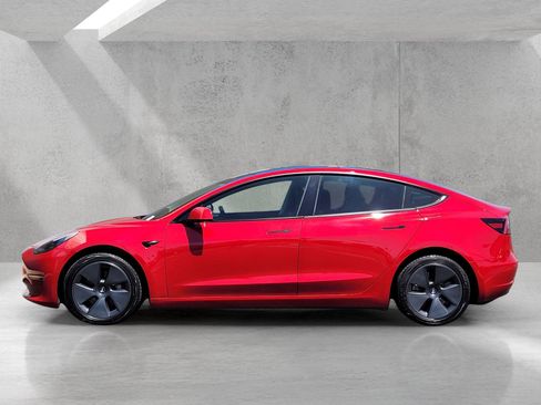 Used 2022 Tesla Model 3 Long Range AWD/4WD image 7