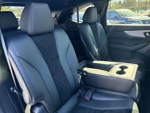Used 2023 Acura MDX A-Spec image 16