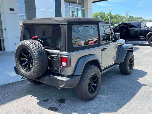 Used 2024 Jeep Wrangler Sport AWD/4WD image 3