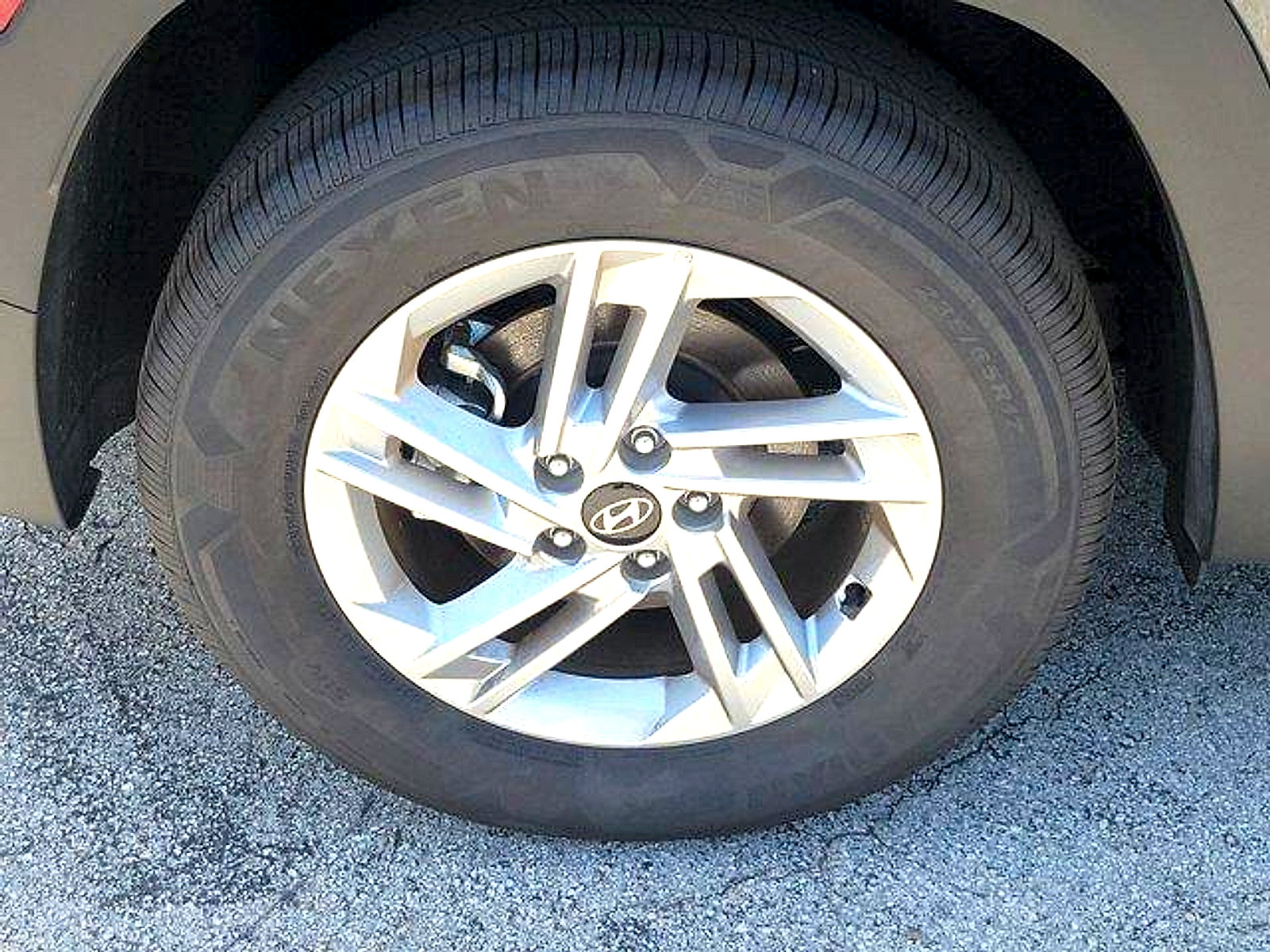 Used 2025 Hyundai Tucson SE FWD image 9