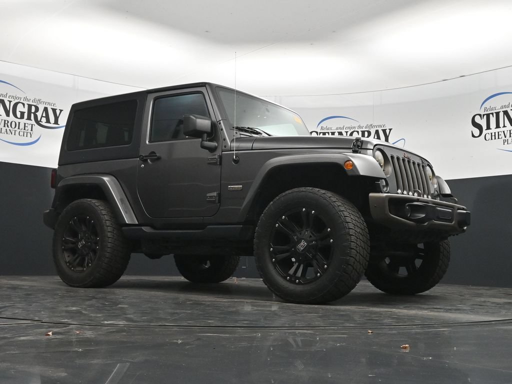 Used 2016 Jeep Wrangler Sahara AWD/4WD image 26