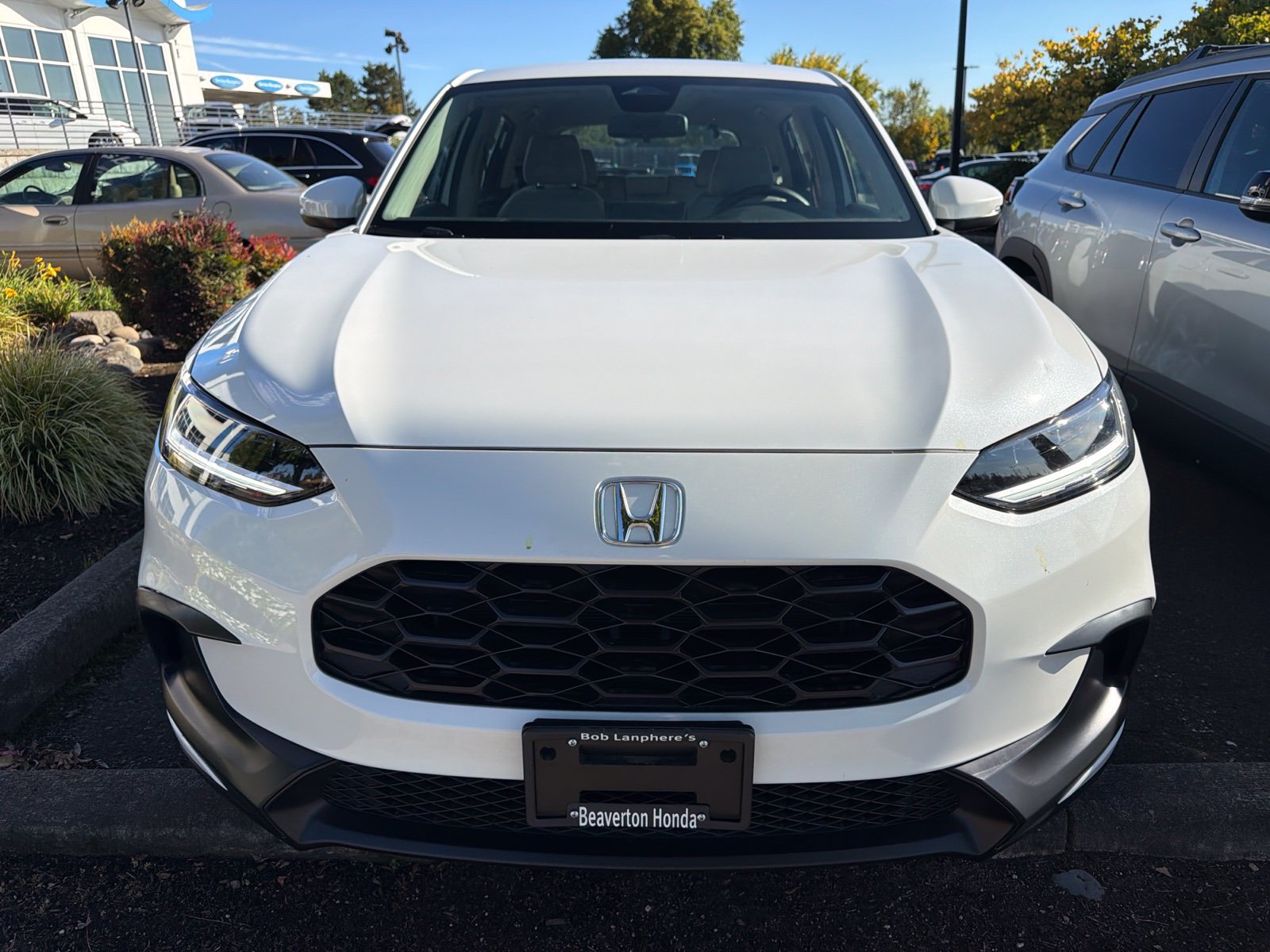 Used 2024 Honda HR-V LX image 2
