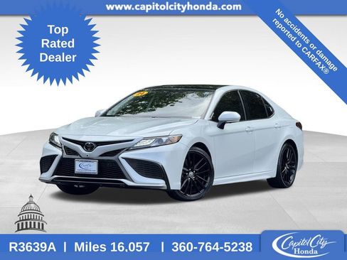 Used 2024 Toyota Camry XSE w/ Navigation Package FWD image 1