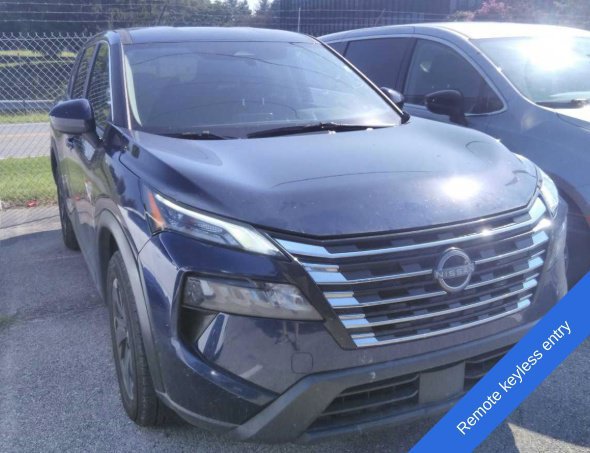 Used 2025 Nissan Rogue SV AWD/4WD image 8