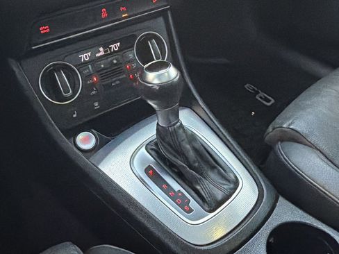 Used 2018 Audi Q3 2.0T Premium Plus w/ Premium Plus Package image 29