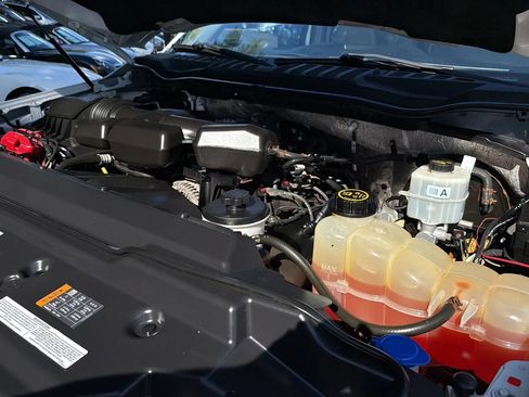 Used 2017 Ford F250 XL w/ Power Equipment Group AWD/4WD image 48