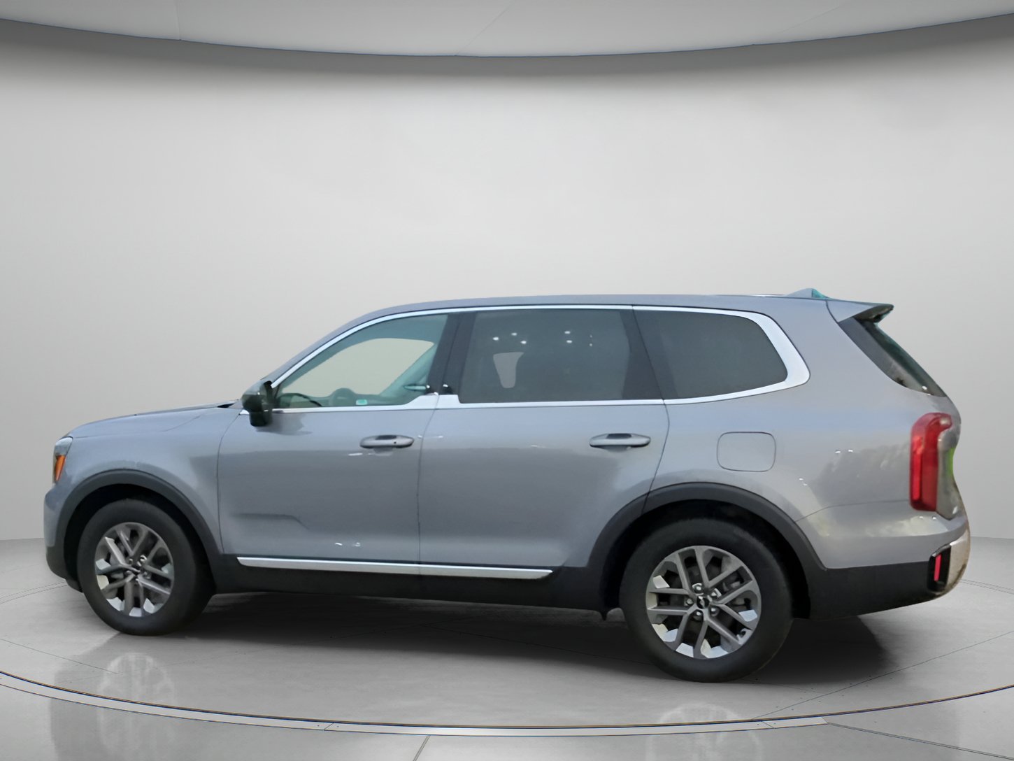 Used 2024 Kia Telluride LX AWD/4WD image 18