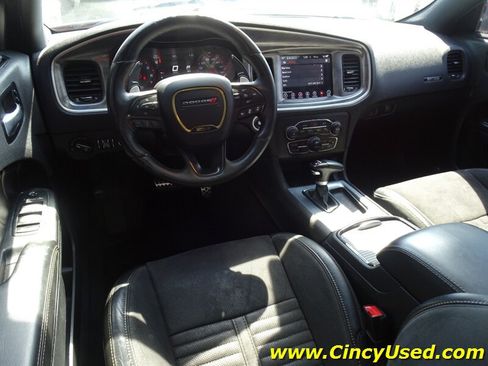 Used 2017 Dodge Charger R/T RWD image 11