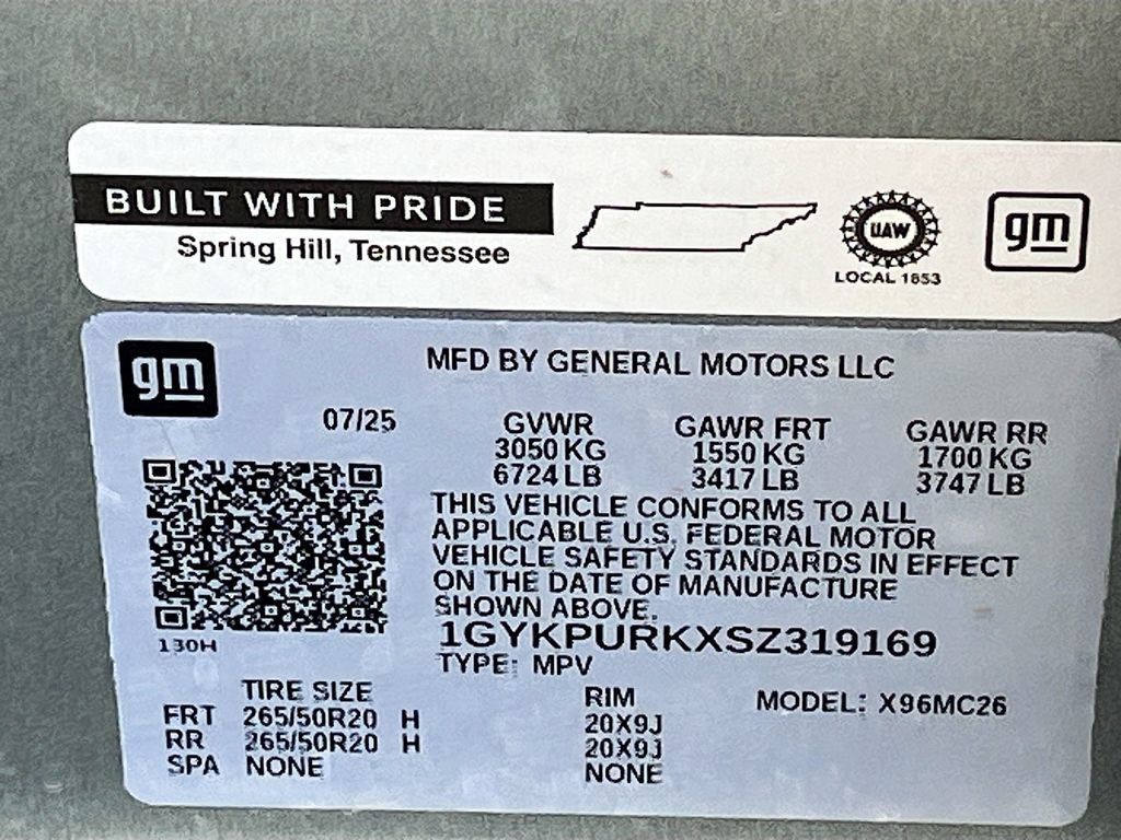 Used 2025 Cadillac Lyriq Sport RWD image 31