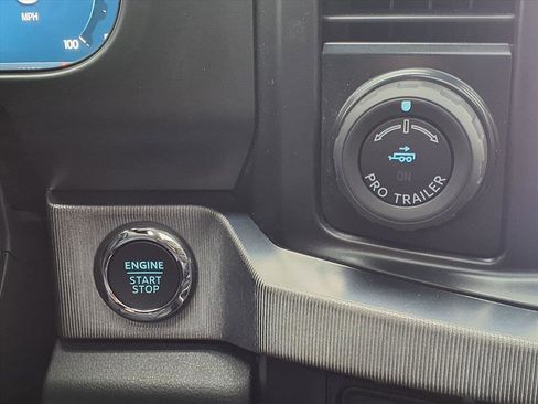 Used 2025 Ford F250 Platinum w/ Tremor Off-Road Package image 12