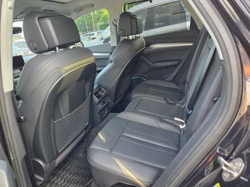 Used 2018 Audi Q5 Prestige w/ Prestige Package AWD/4WD image 7