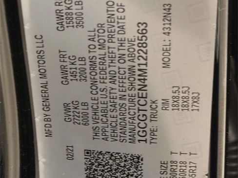 Used 2021 Chevrolet Colorado LT w/ Redline Special Edition image 33