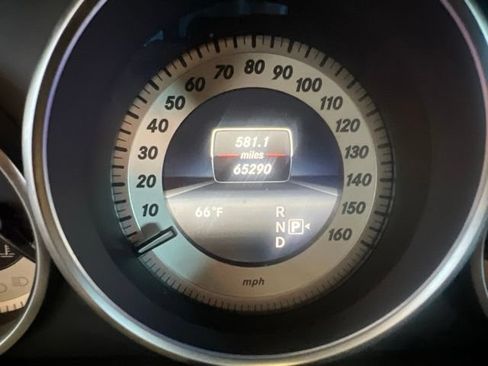 Used 2016 Mercedes-Benz E 350 Sedan image 27