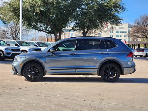 Used 2022 Volkswagen Tiguan SE R-Line image 4