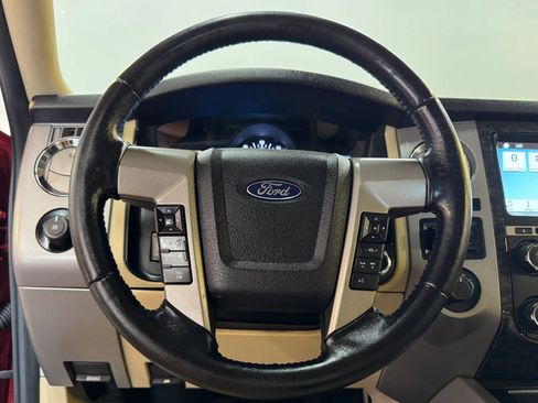 Used 2017 Ford Expedition EL Limited w/ Equipment Group 301A image 17