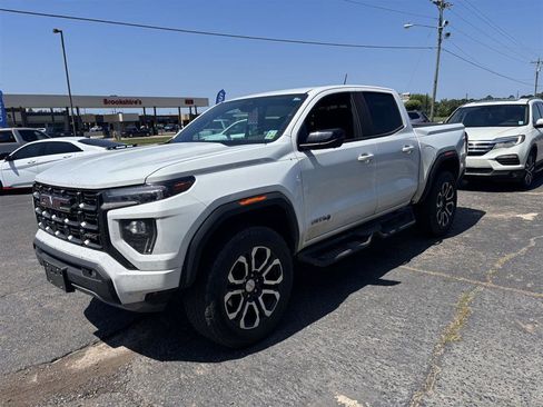 Used 2024 GMC Canyon AT4 w/ AT4 Premium Package AWD/4WD image 5
