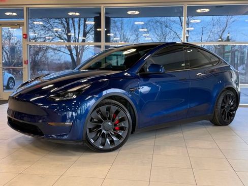 Used 2022 Tesla Model Y Performance image 1