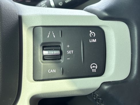 Used 2023 Land Rover Defender 90 X-Dynamic SE AWD/4WD image 20