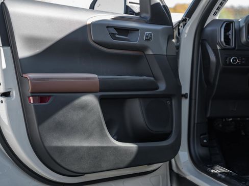 New 2025 Ford Bronco Sport Outer Banks w/ Outer Banks Tech Package+ image 38