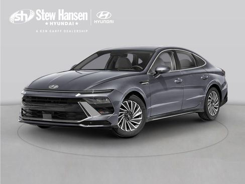 Used 2025 Hyundai Sonata SEL FWD image 1