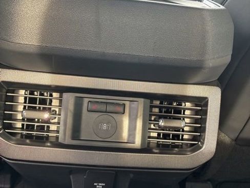 New 2026 Ford F250 Platinum image 28