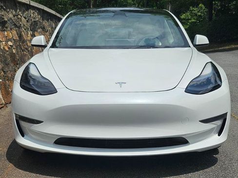 Used 2023 Tesla Model 3 Standard Range RWD image 5