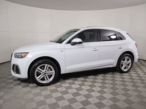 Used 2021 Audi Q5 e Premium image 8