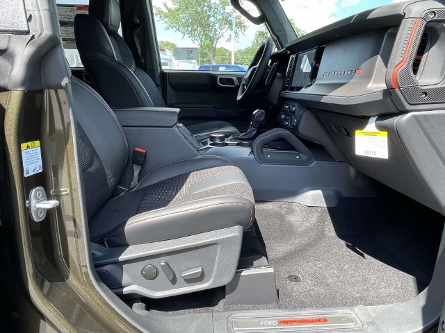 New 2026 Ford Bronco Raptor AWD/4WD image 32