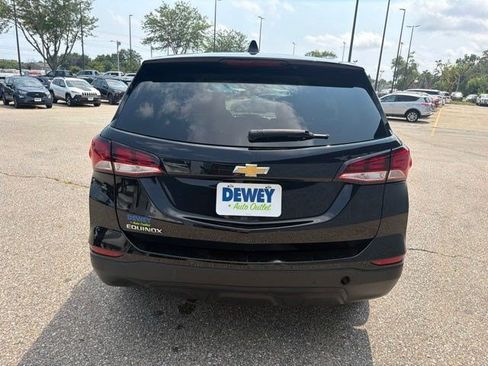 Used 2024 Chevrolet Equinox LS FWD image 4