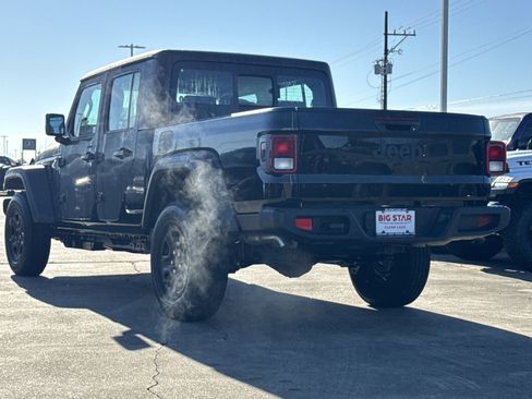 New 2026 Jeep Gladiator Sport image 9